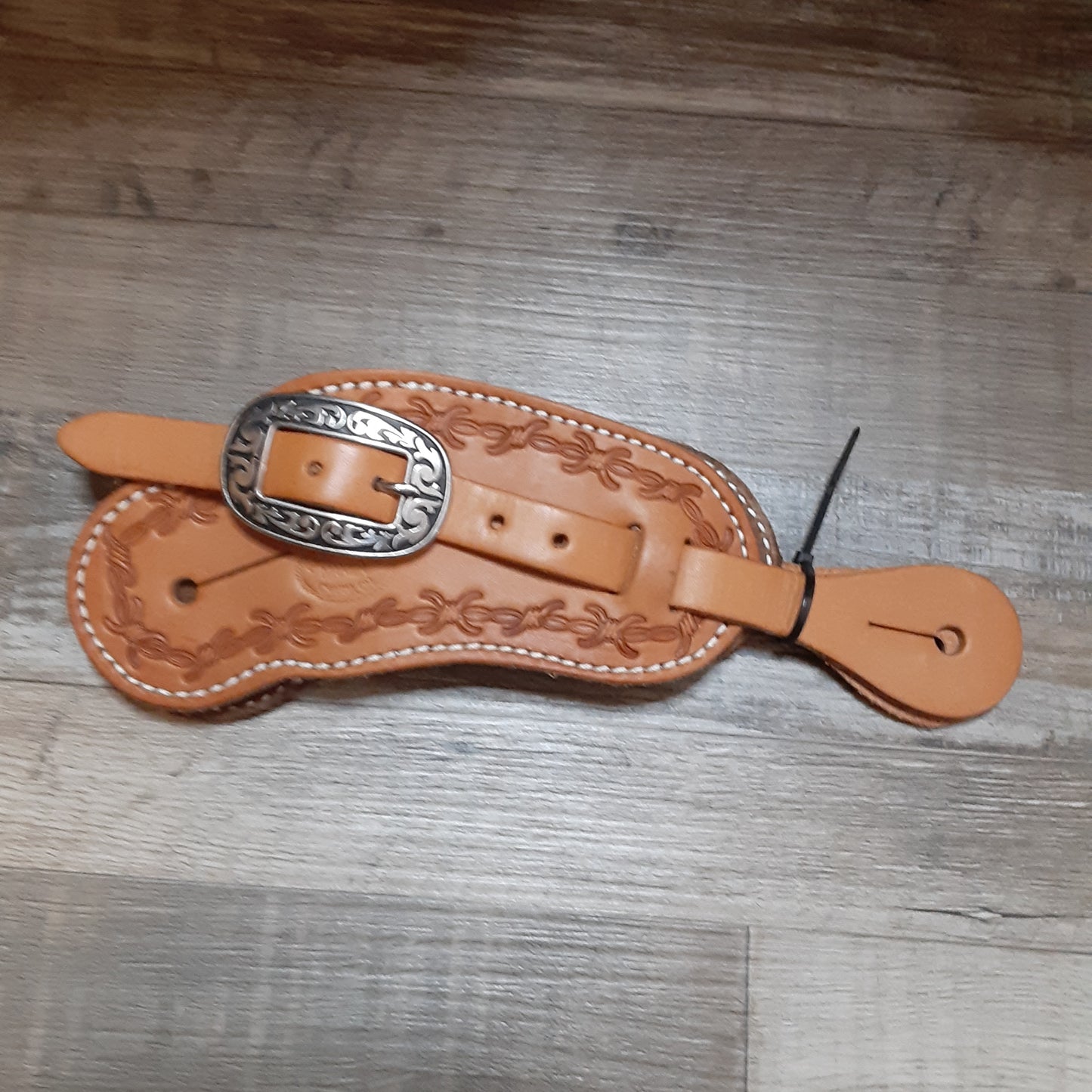 JR Miller Custom Saddlery Ladies Barbwire Spur Straps